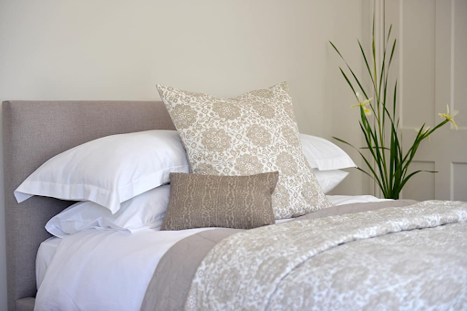 Bedding 101: All You Need to Know About Shams, Comforters, and Duvets