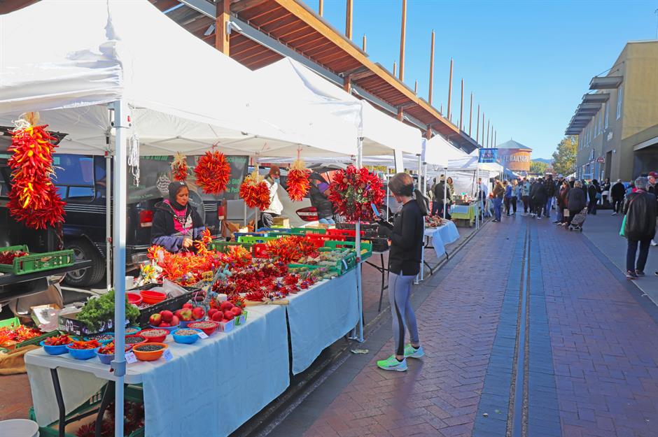 how to sell at a farmers market