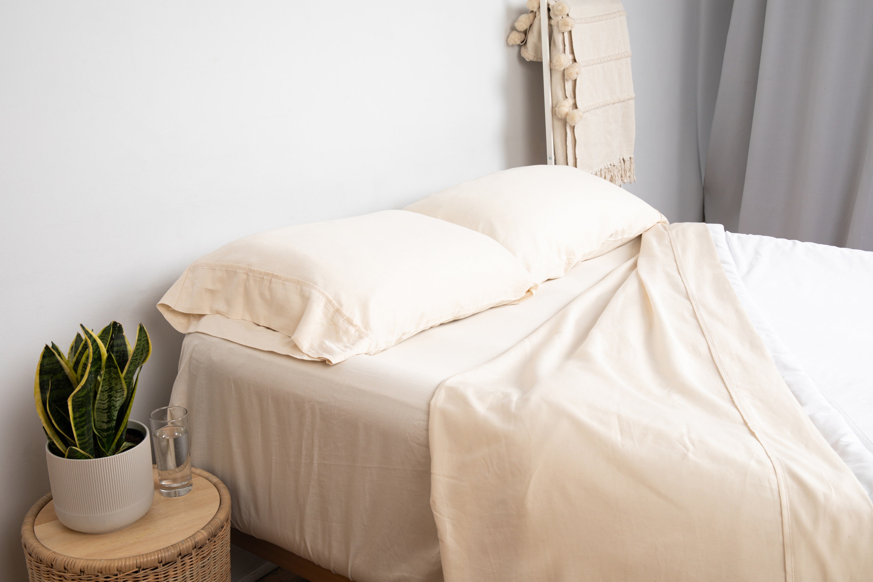 Organic Sateen Bed Sheets Set - Queen